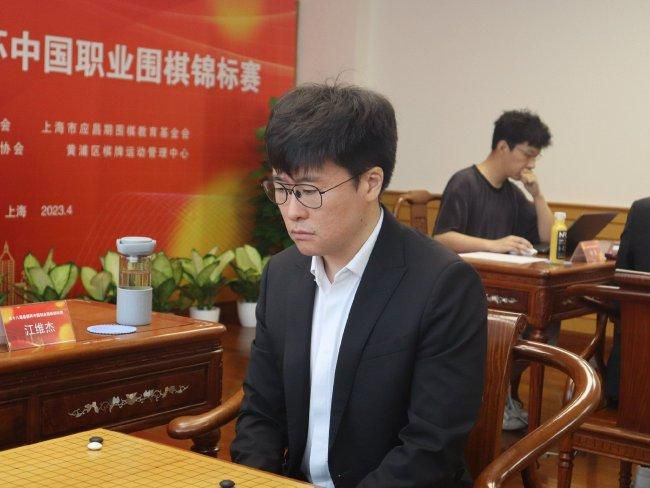 艹b在线观看