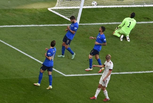 狠狠色噜噜狠狠
