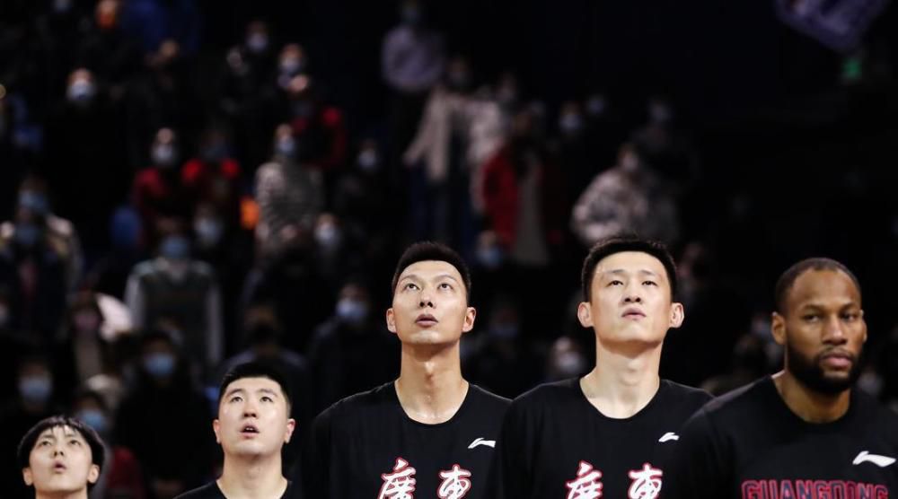 少妇免费毛片久久久久久久久