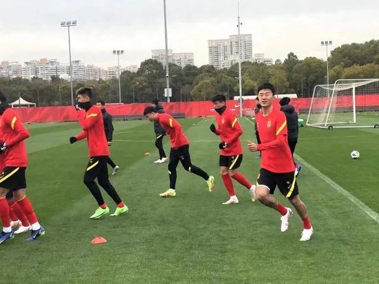 狠狠五月天小说