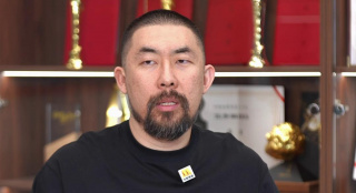 成人午夜视频免费观看